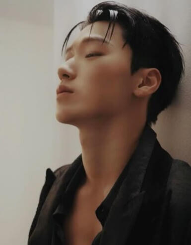 🔞 Gara Satu Roti Isi, Ruang Arsip Menjadi Panas 🔞